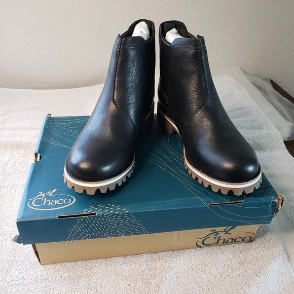 Chaco Fields Chelsea Boots Womens 8.5 Black Waterproof Lug Sole Cottagecore - Picture 1 of 7